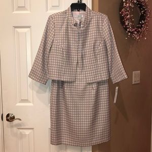 DRESS 👗